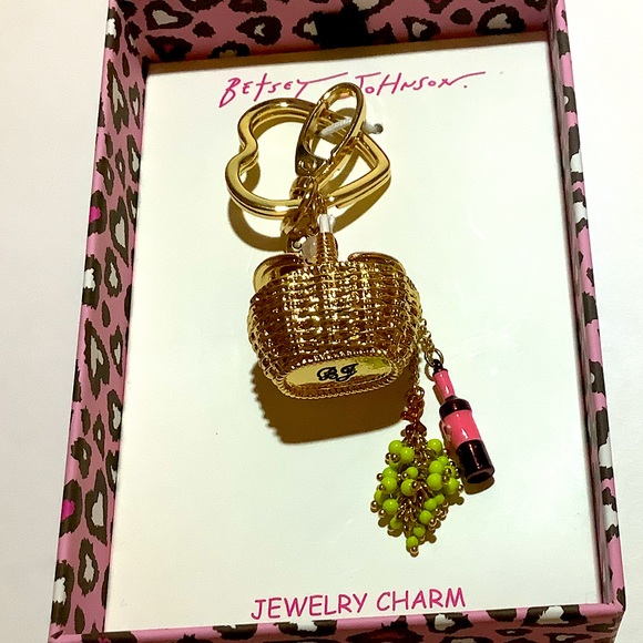Betsey Johnson Picnic Basket Wine Grapes Bag Charm New - Picture 2 of 4